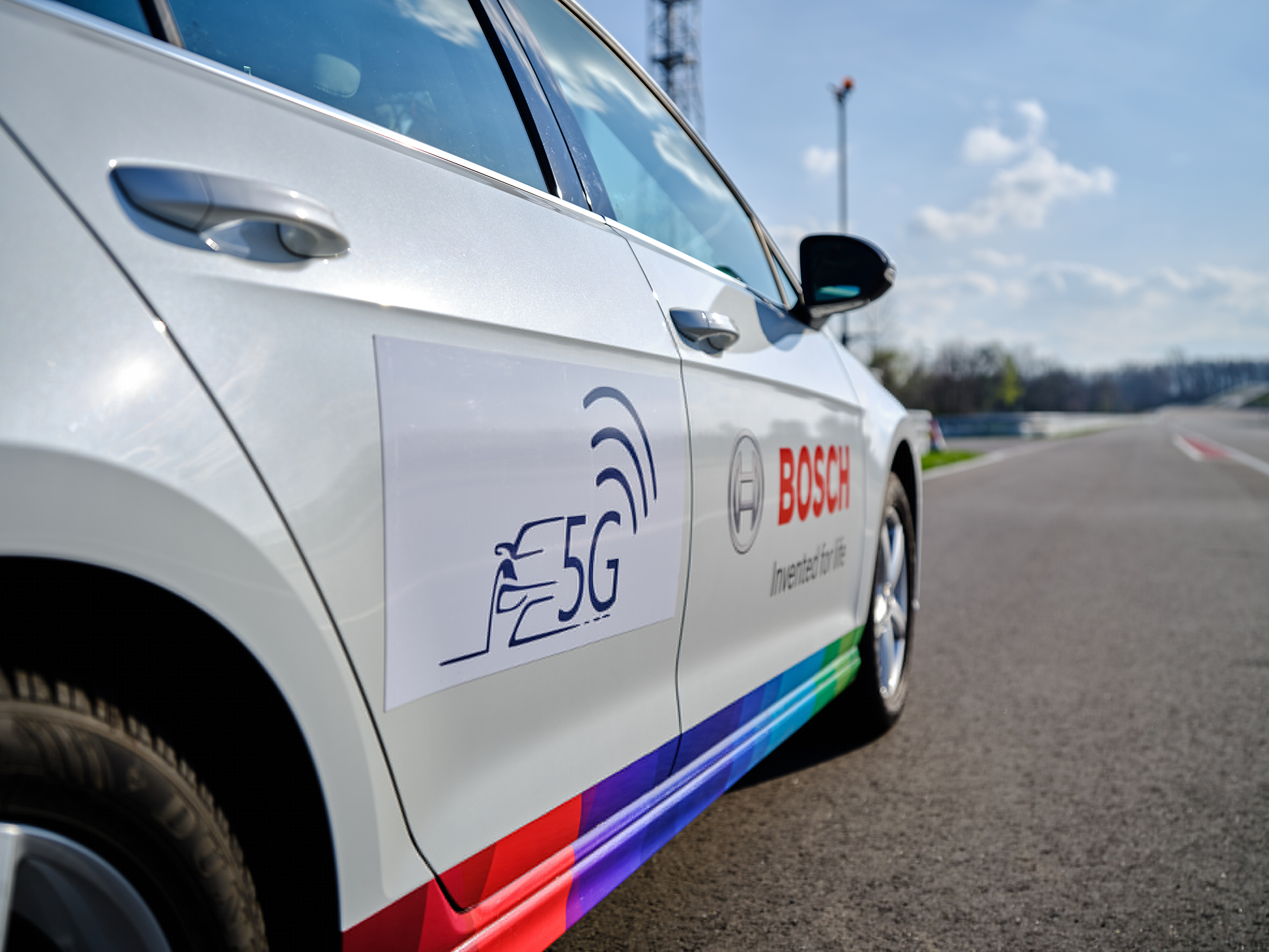 A milestone on the road to fully connected traffic